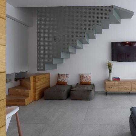 Lithos Retreat 2 Apartment Kalamata Exterior photo