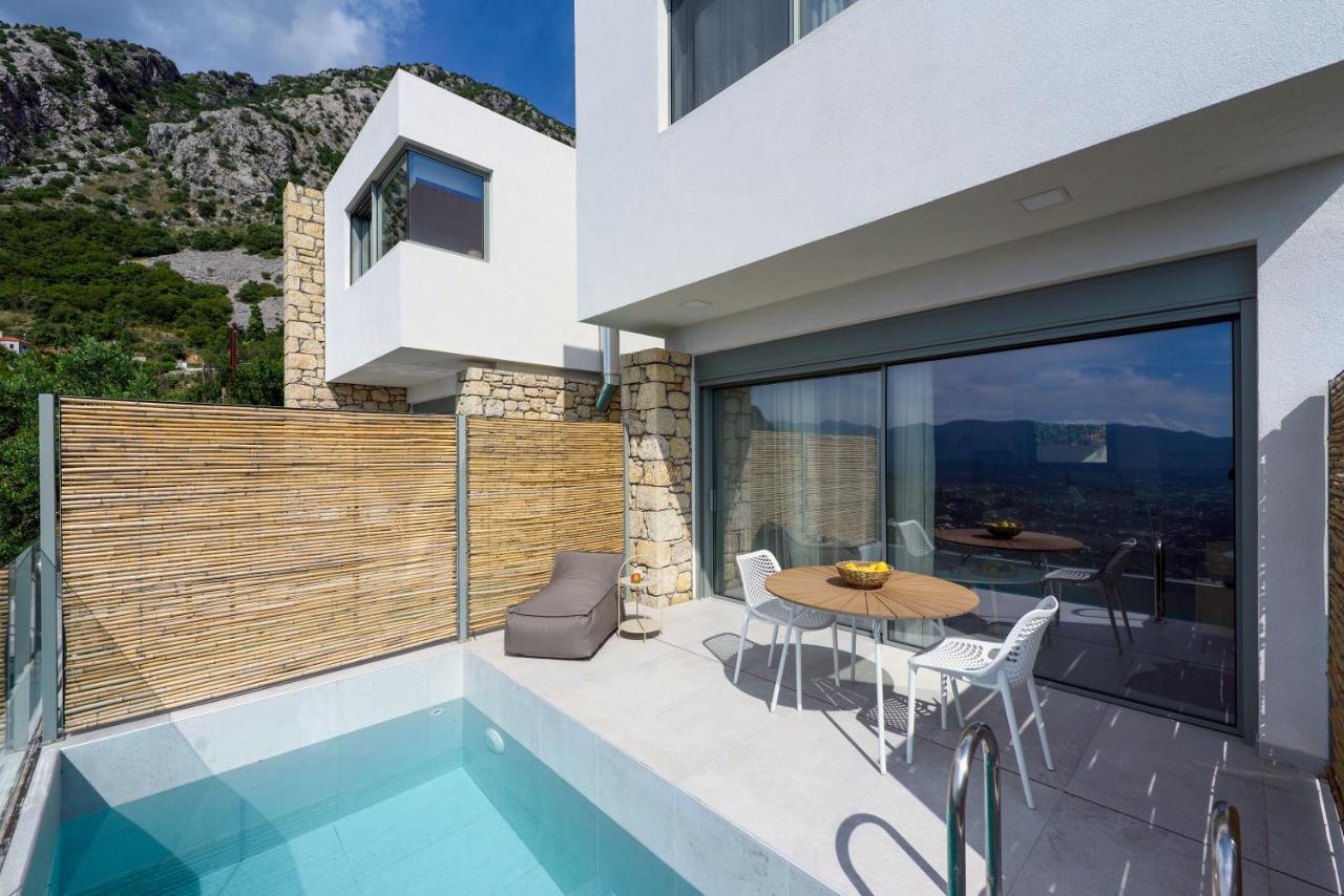 Lithos Retreat 2 Apartment Kalamata Exterior photo