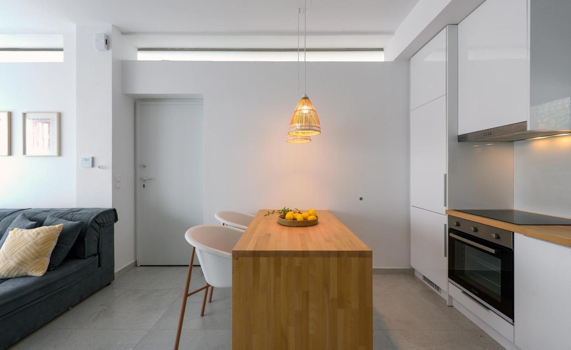Lithos Retreat 2 Apartment Kalamata Exterior photo
